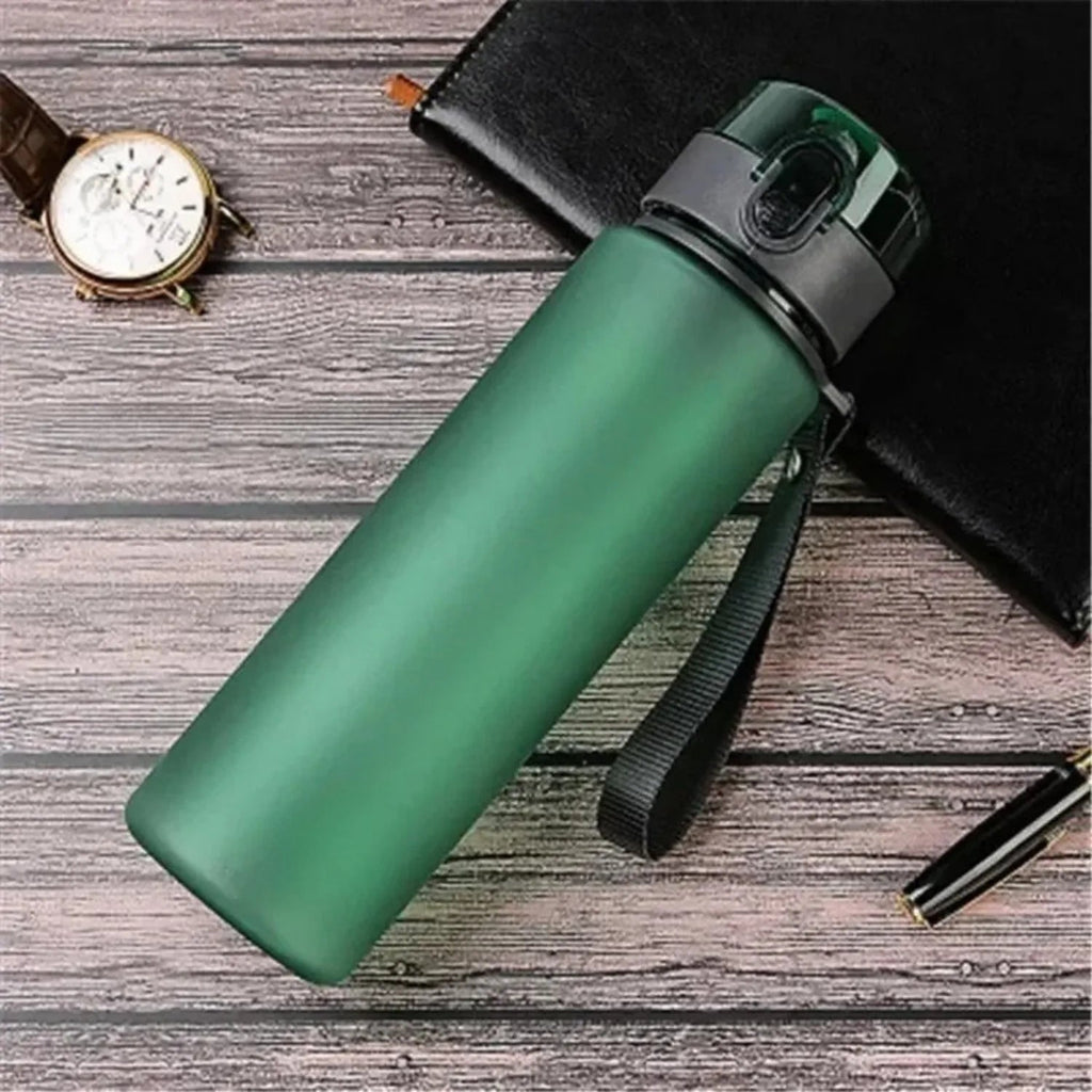 Leak-free sports water bottle, portable for travel and hiking. My favorite beverage bottle is 400ml and 560ml beyutihealth