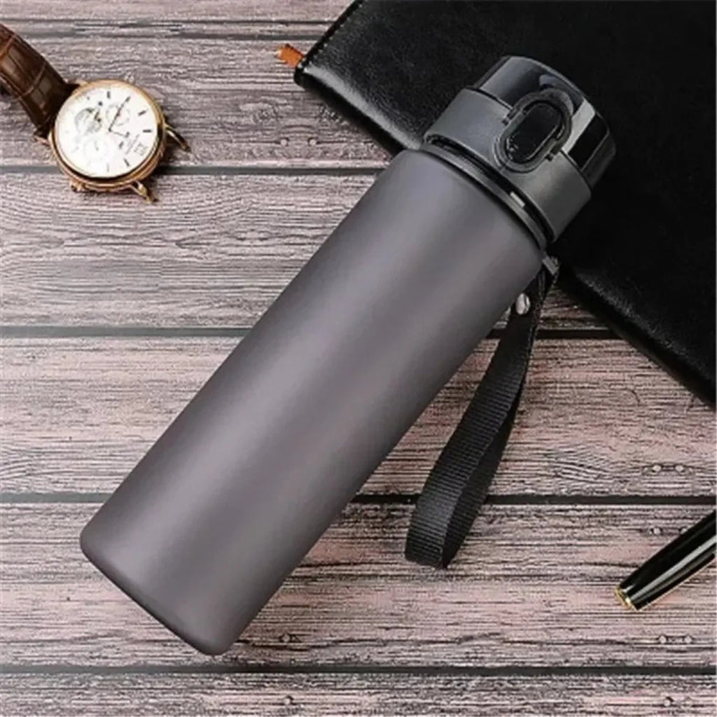 Leak-free sports water bottle, portable for travel and hiking. My favorite beverage bottle is 400ml and 560ml beyutihealth